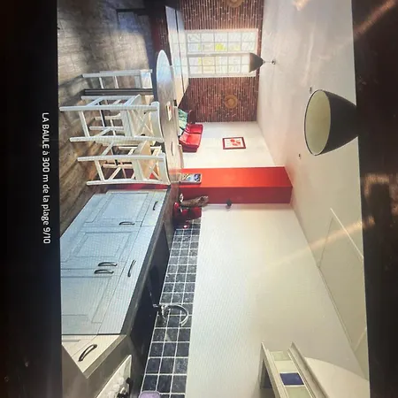 فيلة Bauloise A 200 M De La La Baule